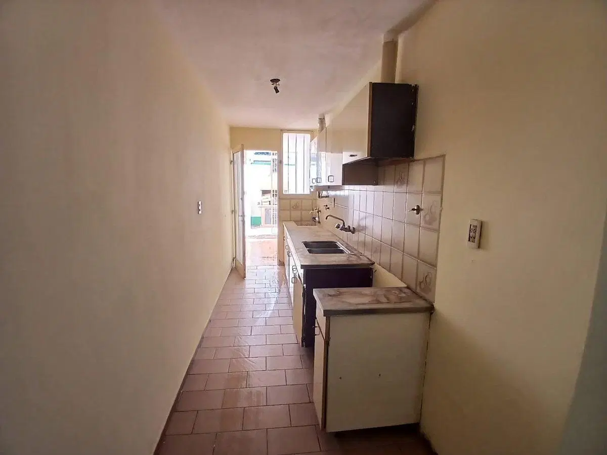VENTA CASA BARRIO UJEMVI - LAS HERAS 2