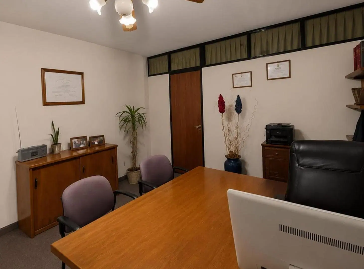 Oficina en Venta  3 Privados, Recepción y Ascensor 3