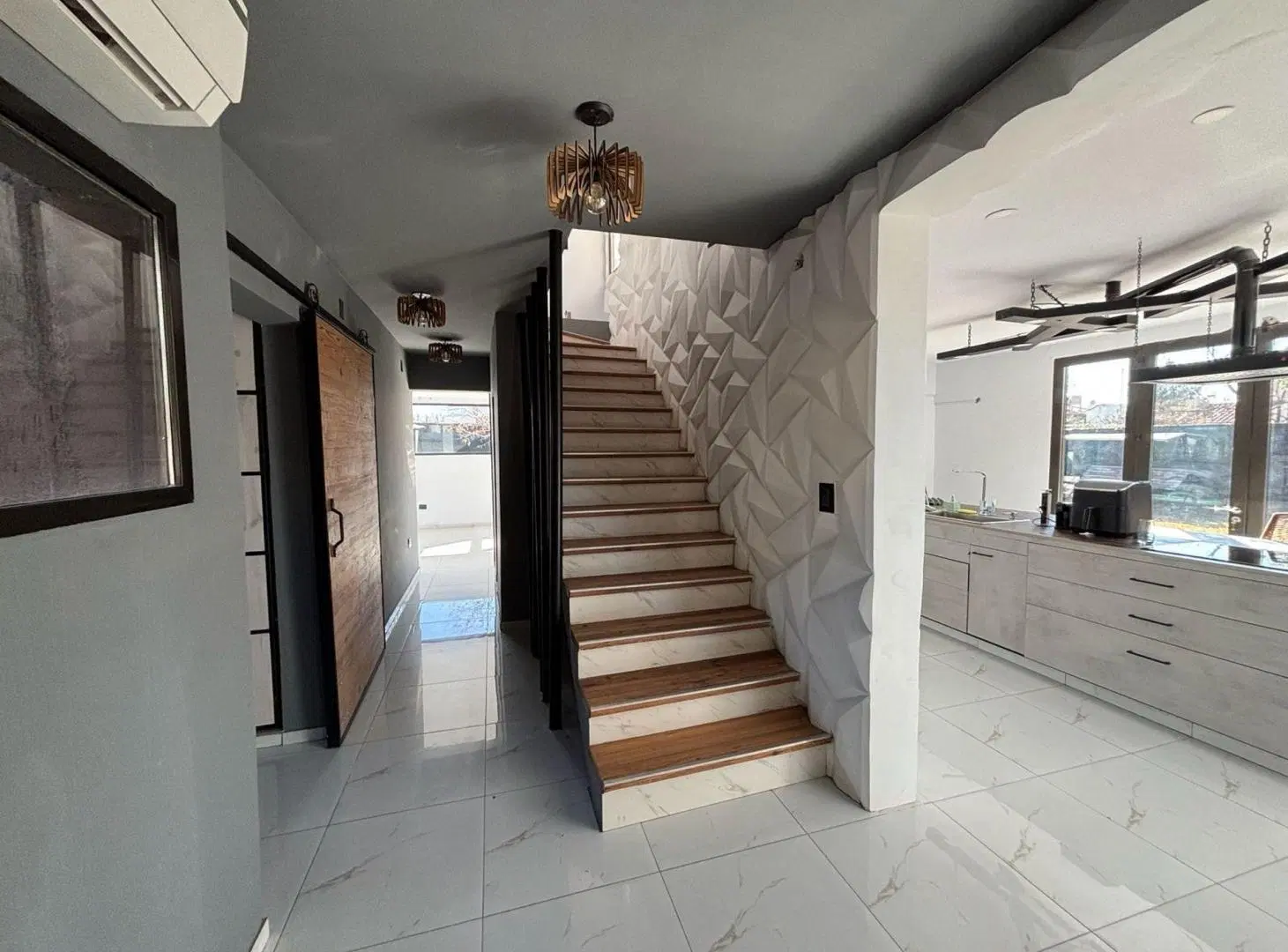 CASA+DEPARTAMENTO EN VENTA, VISTALBA LUJAN DE CUYO 5