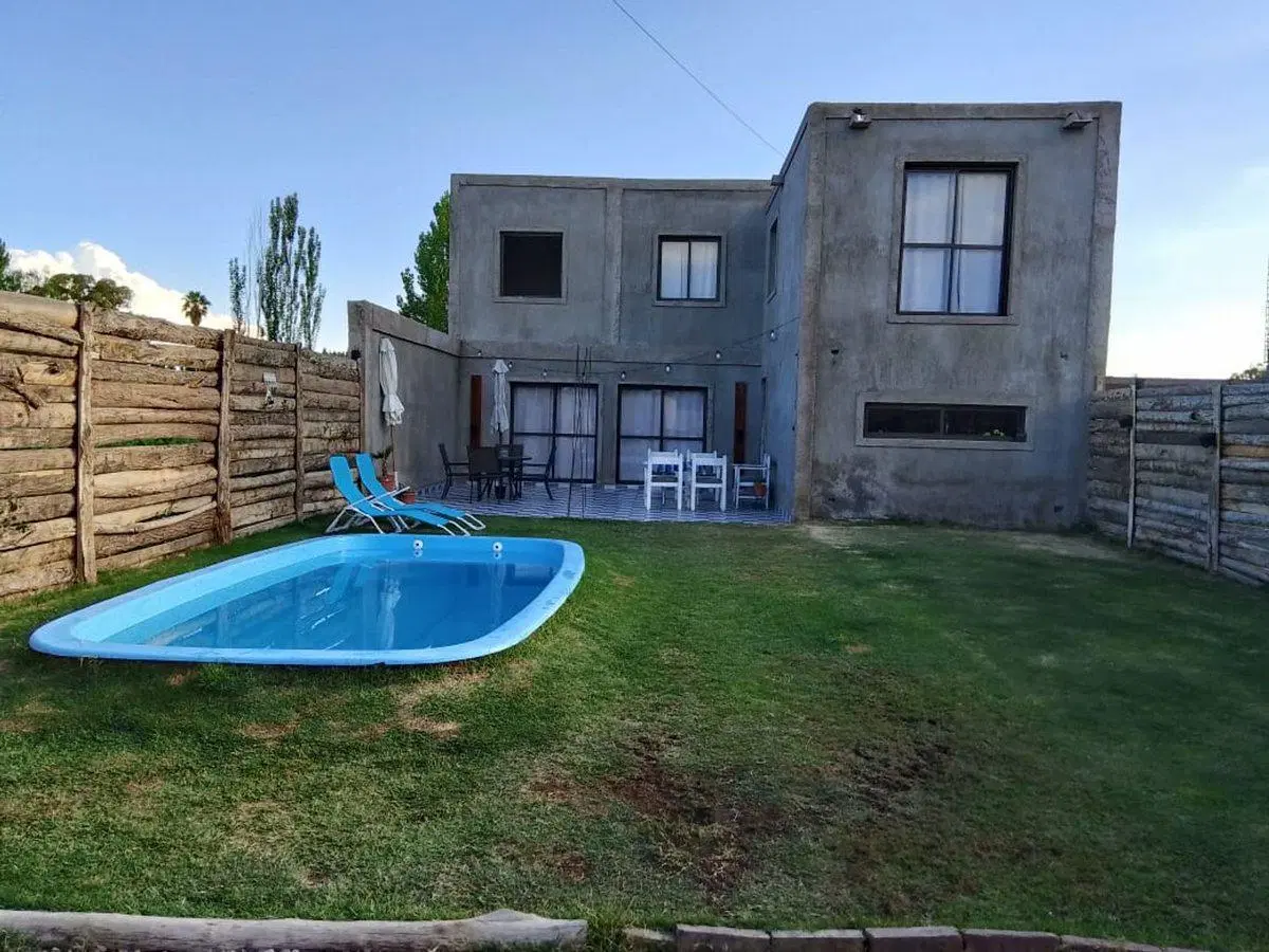 CASA EN VENTA CON PISCINA B PRIVADO CORRALITOS 5