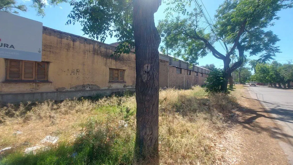 VENTA GRAN ESQUINA - GALPON SAN MARTIN MENDOZA 5