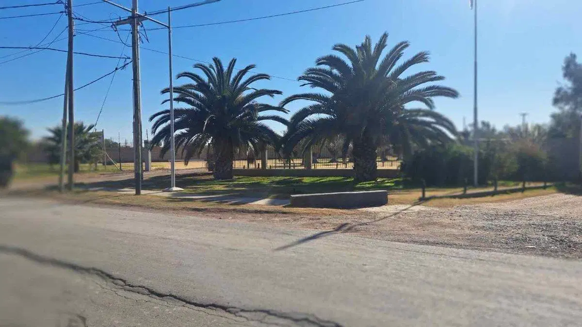 LOTE 2500M2 IDEAL CENTRO COMERCIAL STRIP CENTER 4