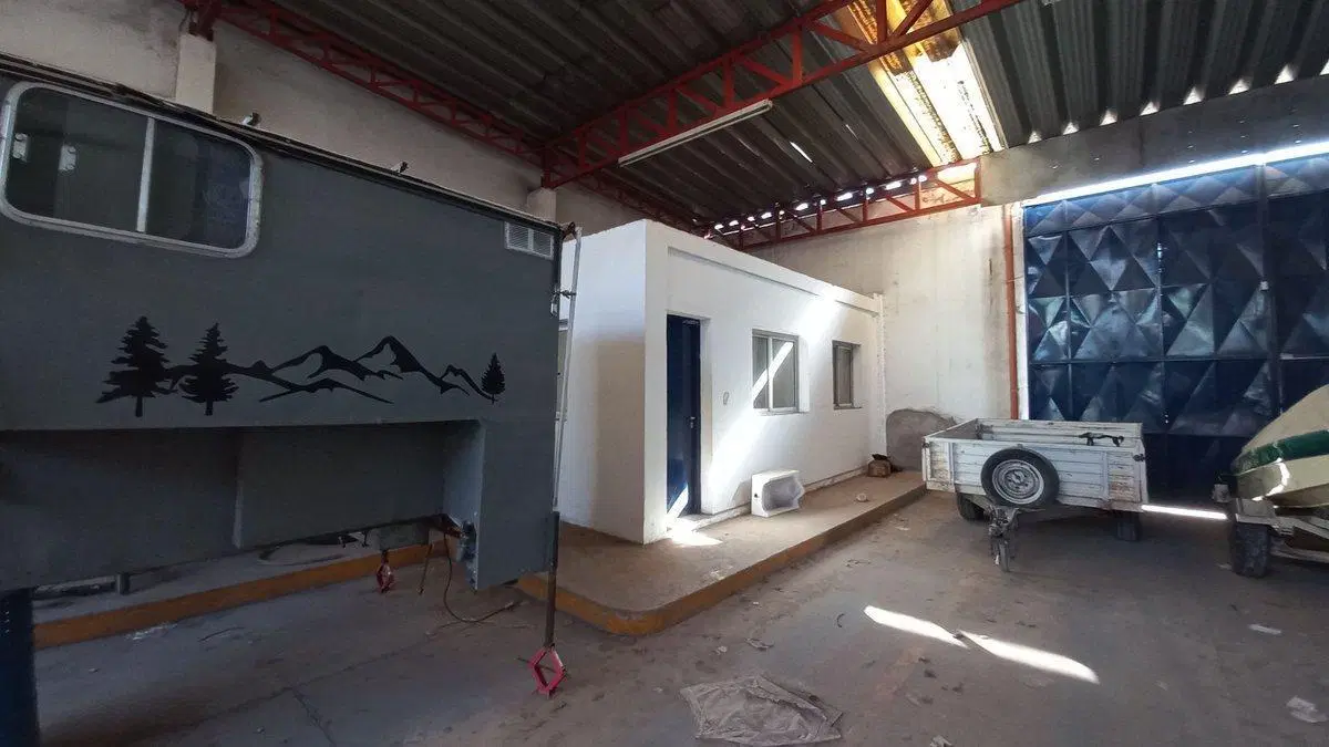 Galpón y oficina en Alquiler - Guaymallén 4