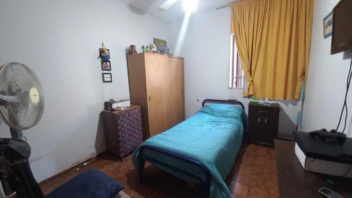 VENTA CASA 4 HAB. Y TALLER MECÁNICO LAS HERAS 2