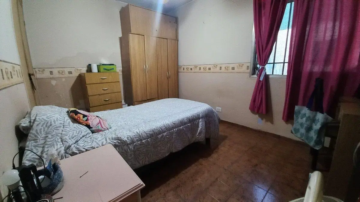 VENTA CASA 4 HAB. Y TALLER MECÁNICO LAS HERAS 4