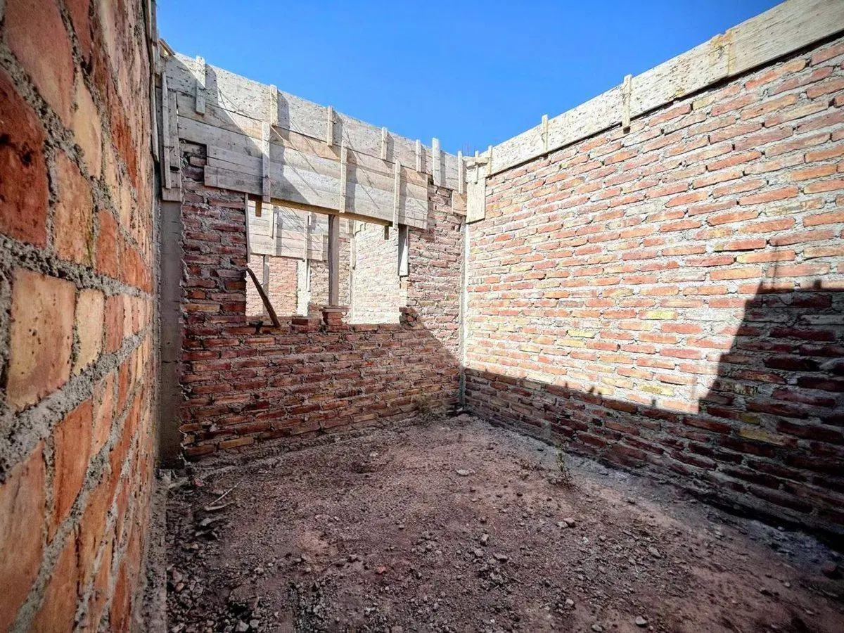 CASA EN POZO DOS HAB. BARRIO ANDESMAR GUAYMALLEN 4