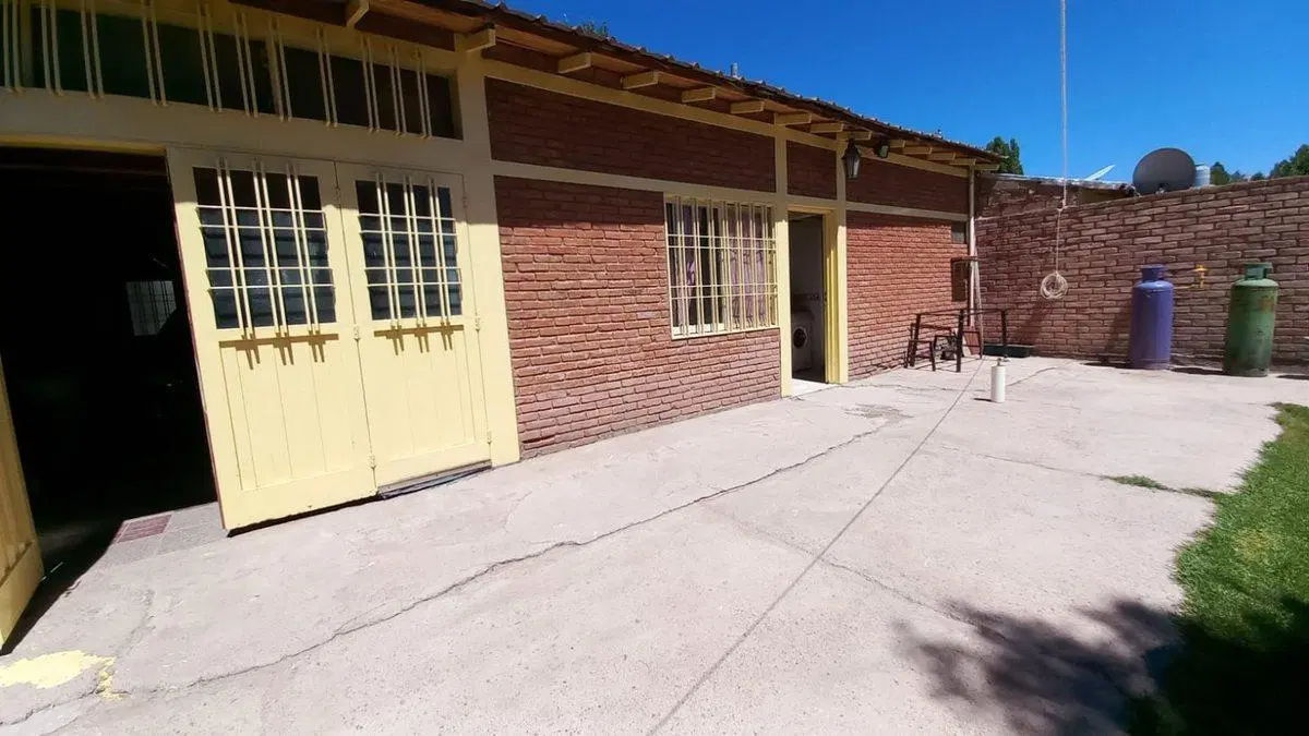 VENTA. CASA EN Barrio Jardin Norte Las Heras 2