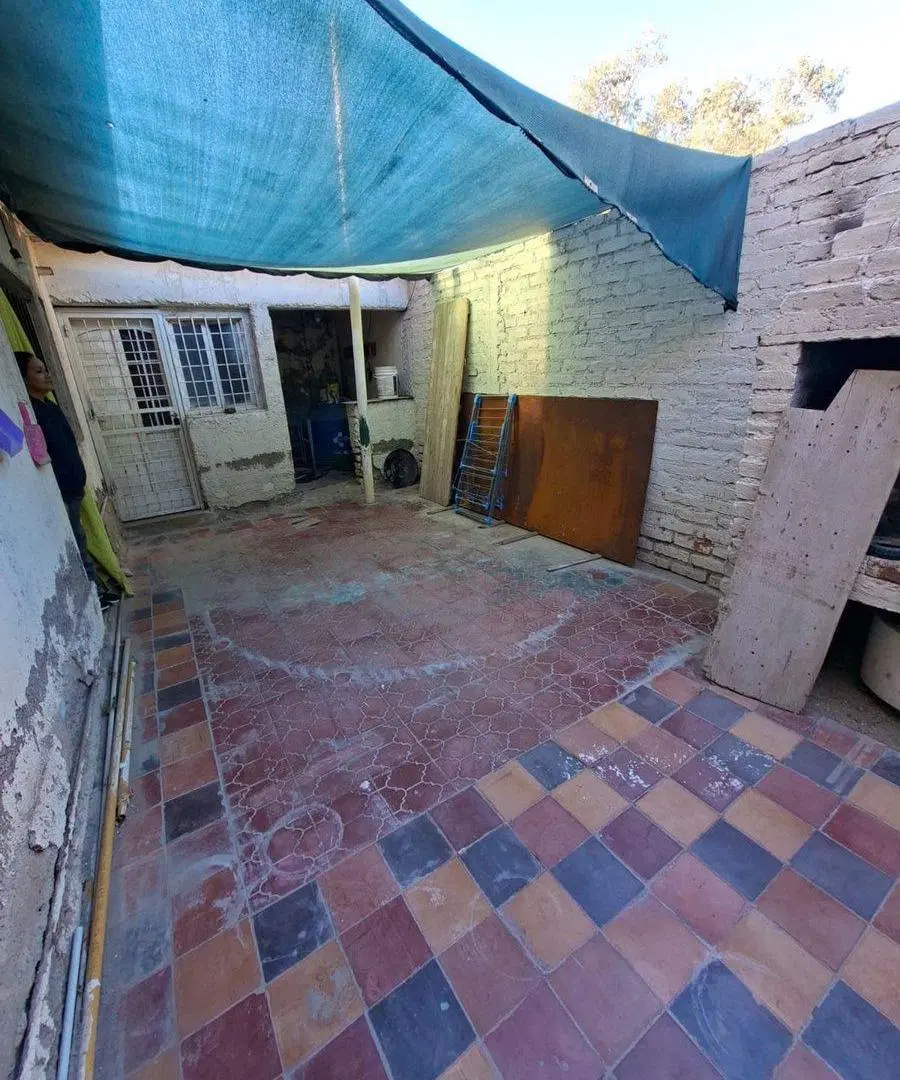 VENTA casa de 4 dormitorios en La Heras. 4