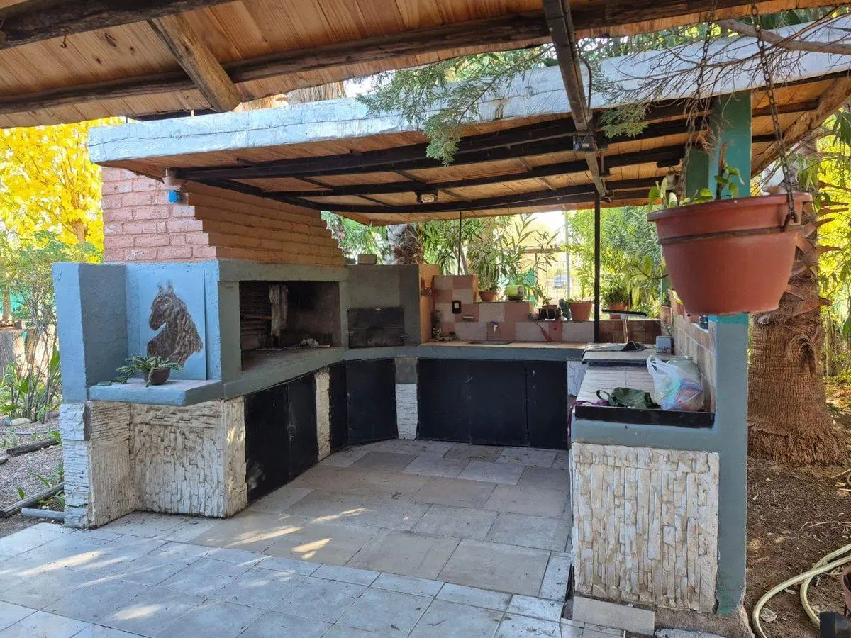 VENTA CASA QUINTA CON PILETA Y QUINCHO. Guaymallén 5