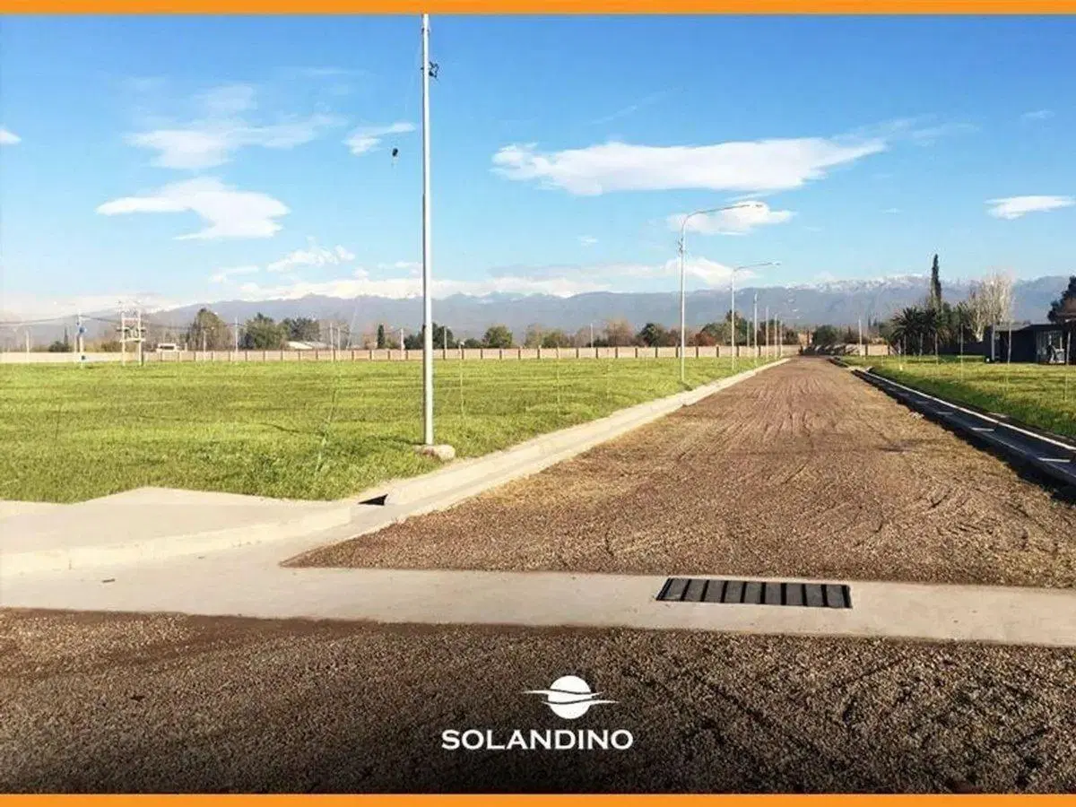 VENTA LOTE ESQUINA EN BARRIO SOL ANDINO III 3