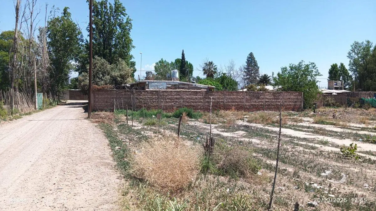 Venta lote 1780 m² en Calle Tirasso, Villa Nueva 7