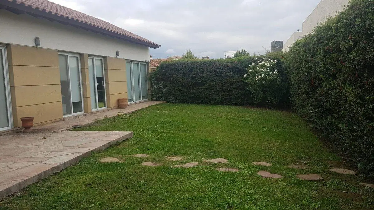 CASA  A LA VENTA EN LA  BARRACA. 2