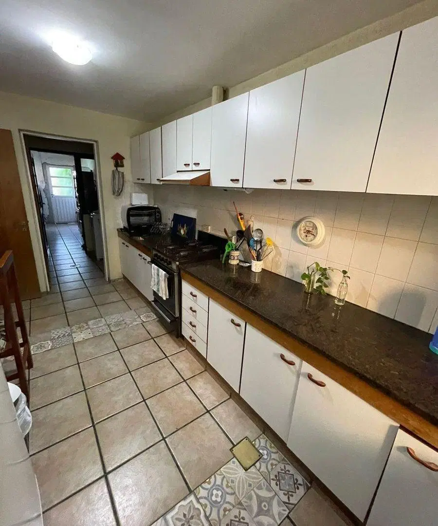 SE VENDE CASA EN BARRIO DALVIAN CIUDAD DE MENDOZA 5