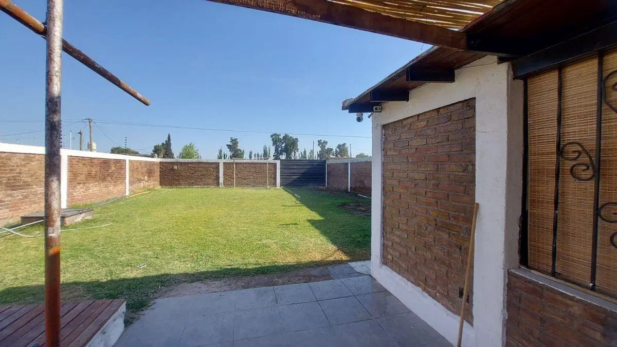 VENTA LOTE CON QUINCHO, PILETA GUAYMALLEN MENDOZA 5