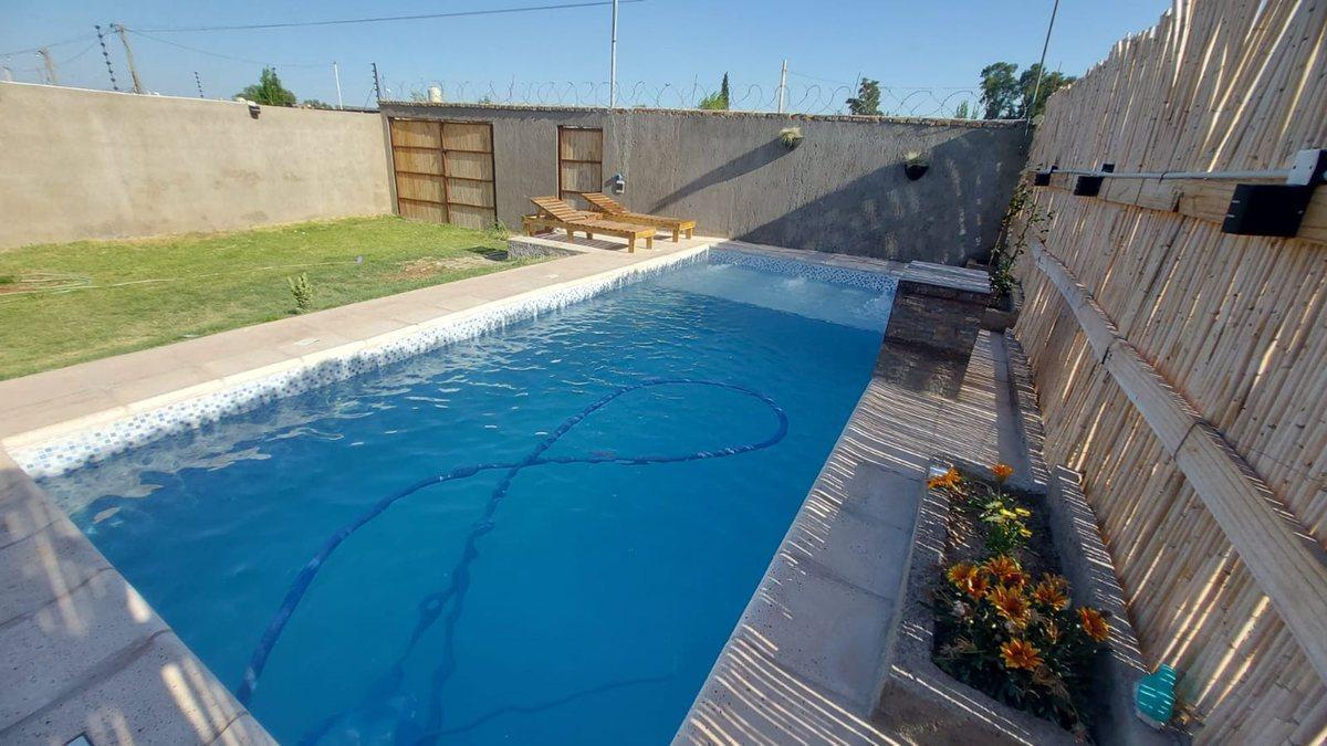 VENTA LOTE CON PILETA, QUINCHO Y CASA GUAYMALLEN