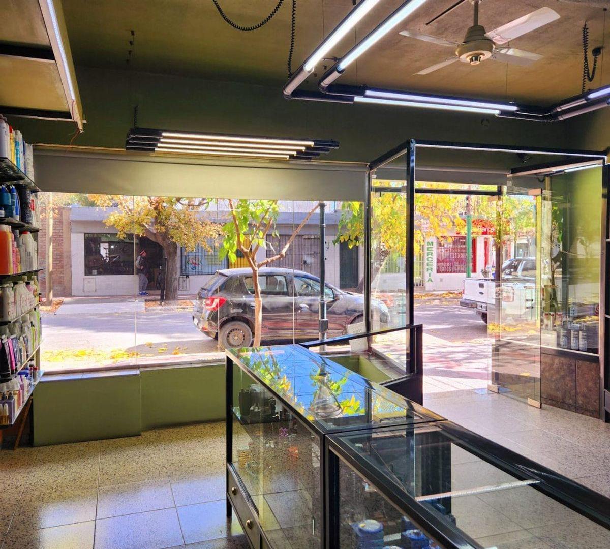 Alquiler Salón Comercial Microcentro Maipú Mza
