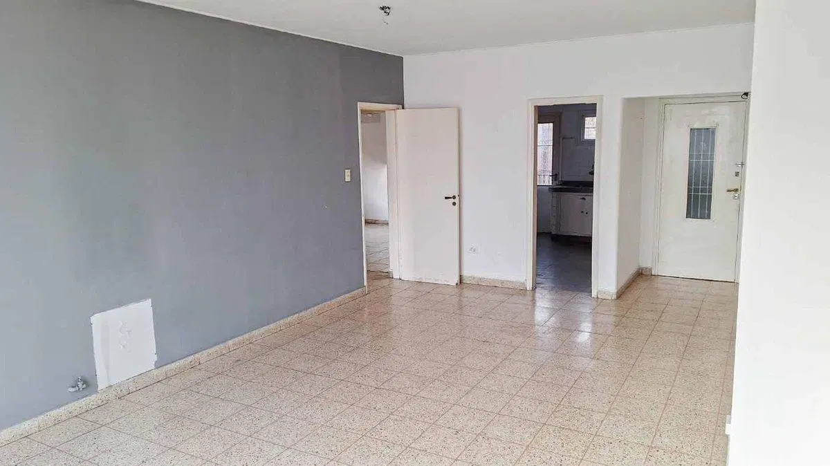 VENTA DE DEPARTAMENTO - BARRIO BOMBAL GODOY CRUZ. 4