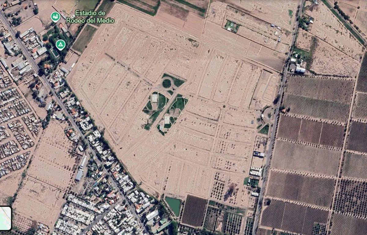 VENTA Lote Central B El Bosque 1, Maipú 3
