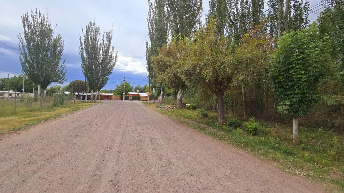 Venta Lote, esquina inmejorable, Colonia las Rosas 2