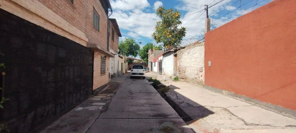 VENTA CASA ZONA GODOY CRUZ 4