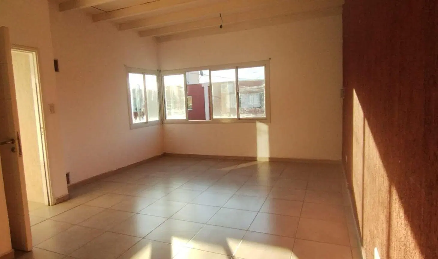VENTA DEPARTAMENTO 2 DORM. COCHERA GUAYMALLEN 8