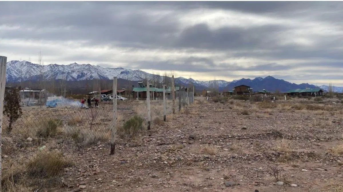 VENTA TERRENO EN LAS BÓVEDAS USPALLATE MENDOZA 4