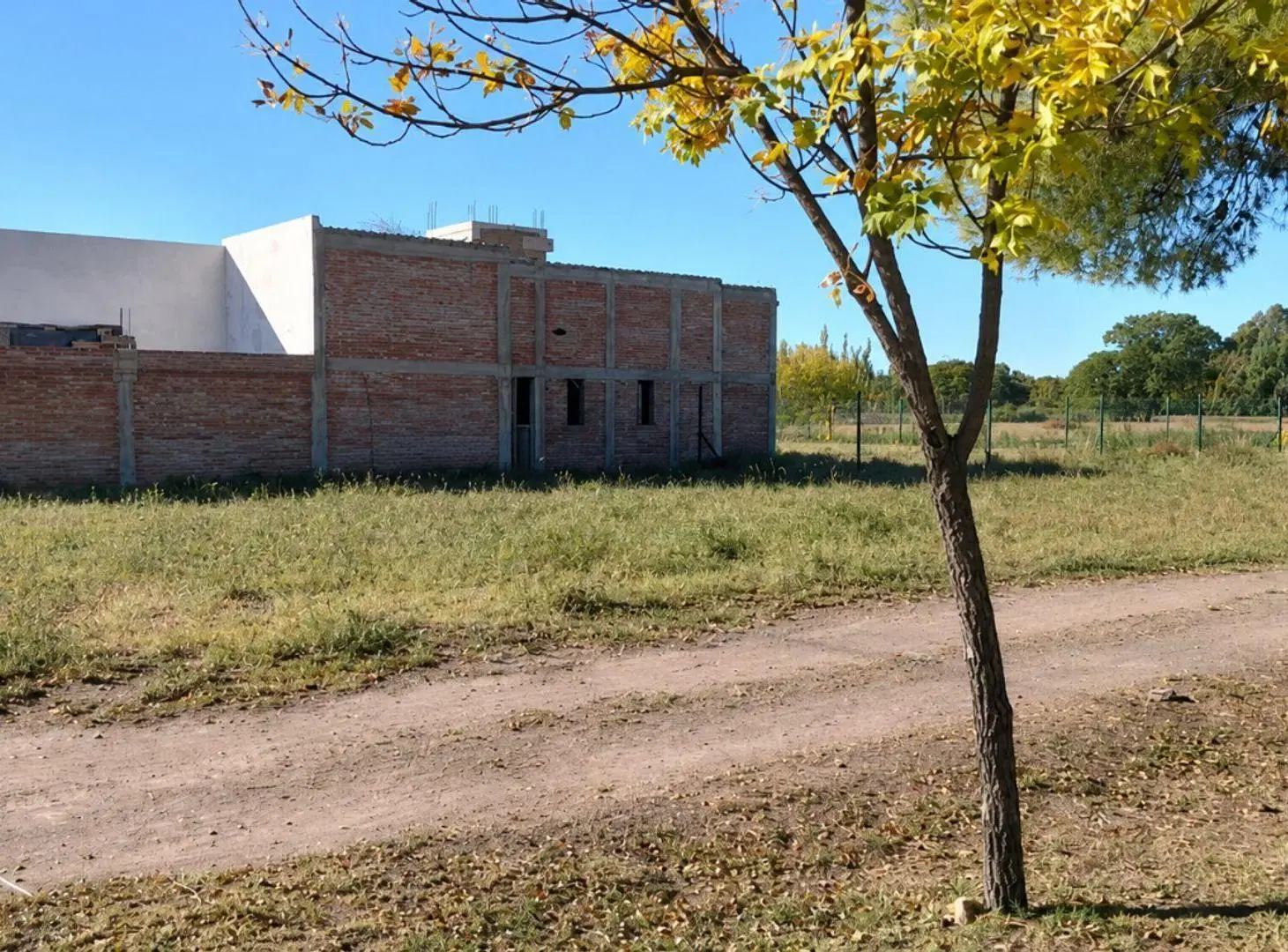 VENTA LOTE ZONA RESIDENCIAL GENERAL ALVEAR MENDOZA 4