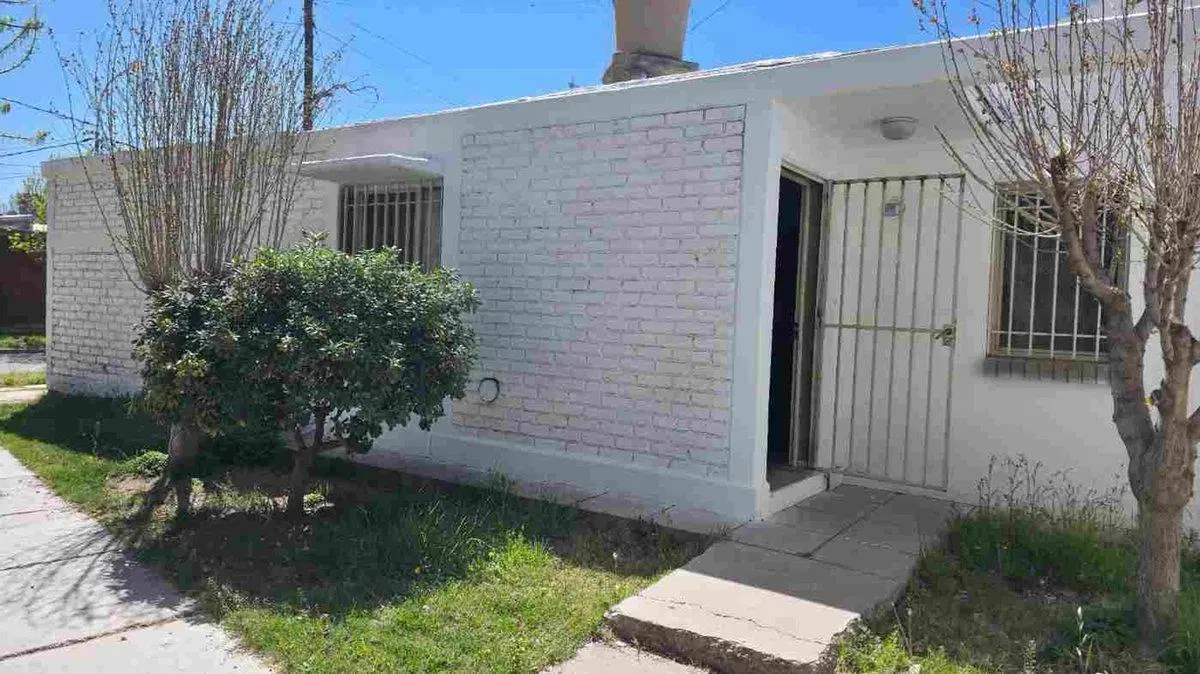 Oportunidad, venta de casa en Tunuyan 5