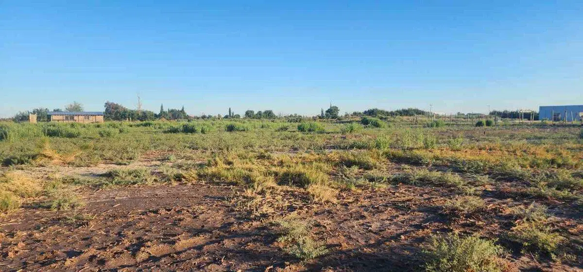 Gran lote a la venta en Colonia Bombal 3