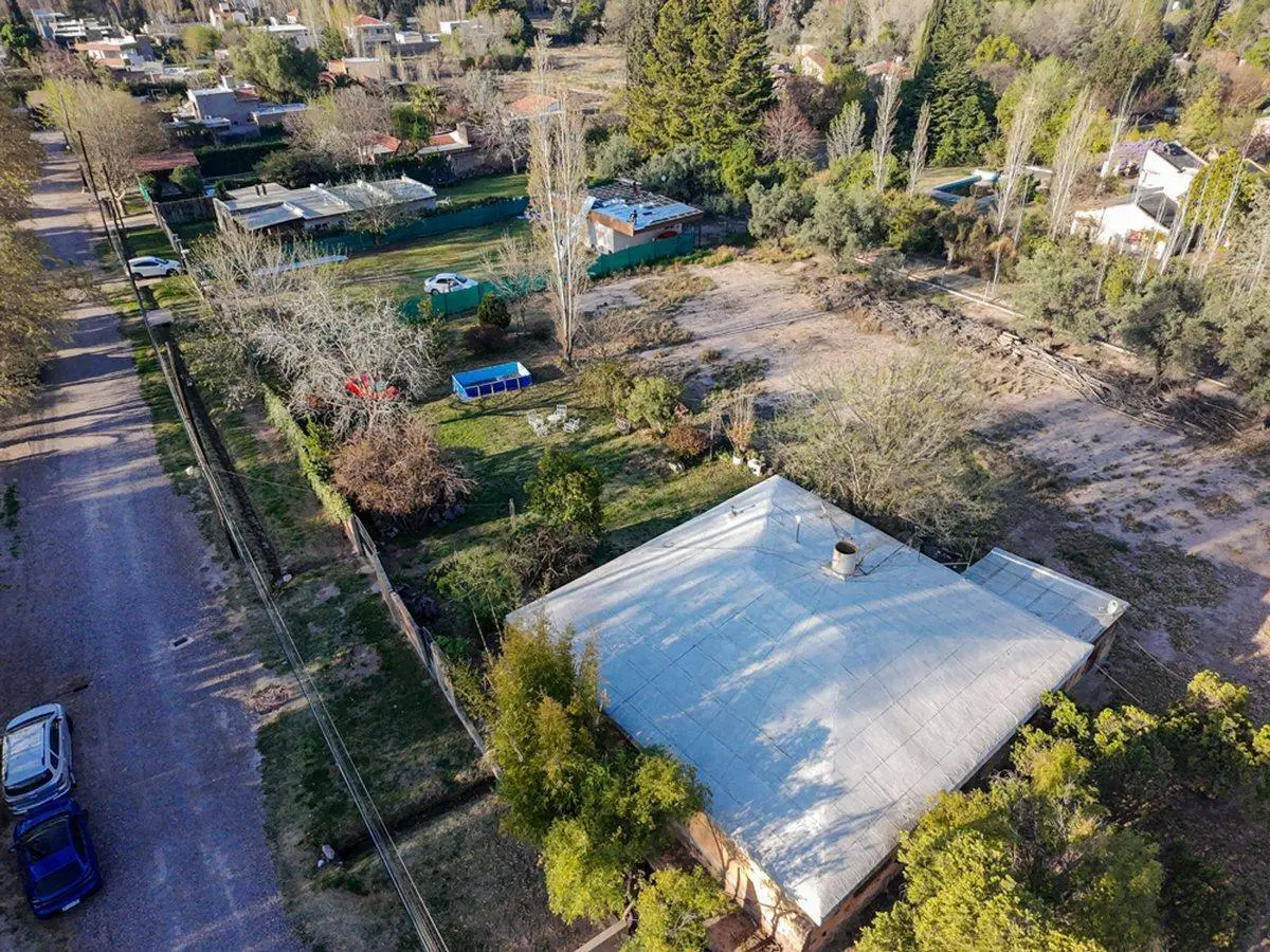 VENTA DE EXCELENTE PROPIEDAD CHACRAS DE CORIA 5