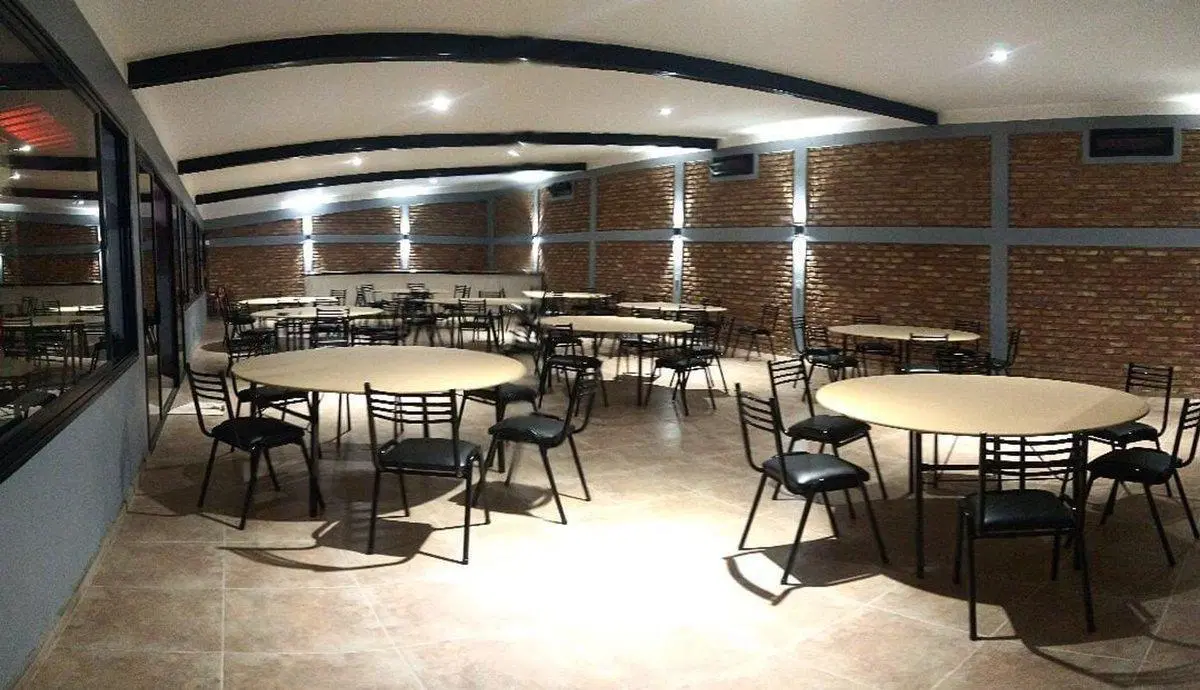 Se vende lote con salón de eventos, chacras, Mza 3