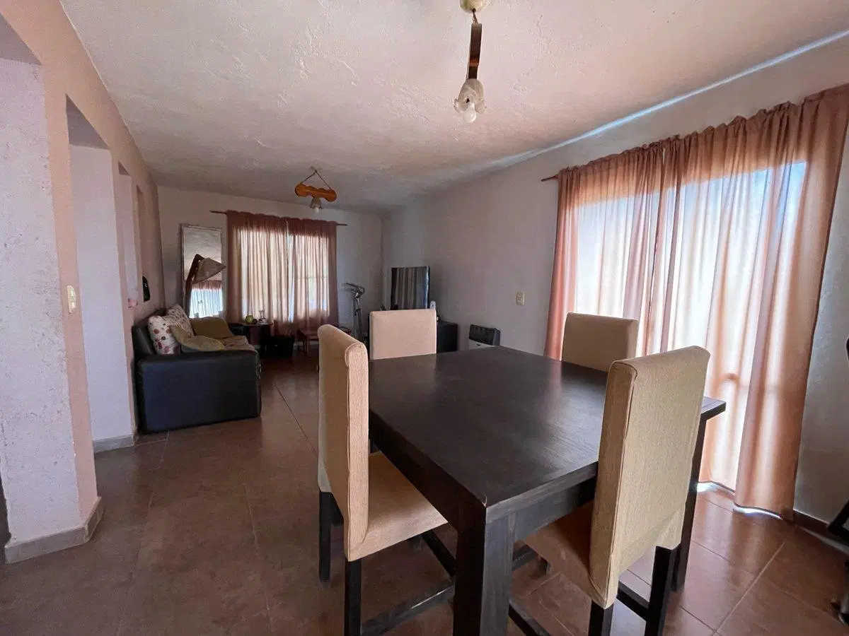 Se vende casa en el Challao, las heras 4