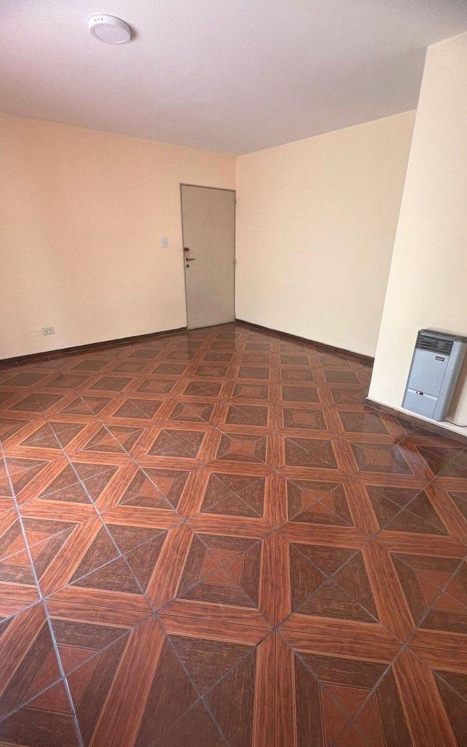 Foto de AMPLIO DEPARTAMENTO 3 DORMITORIOS EN SEXTA SECCION, imagen 5