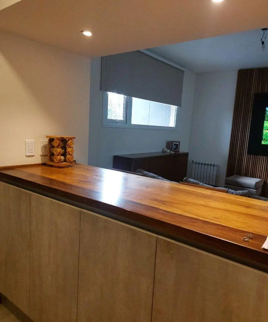 HERMOSA CASA EN VENTA EN BARRIO LAR DE BOEDO 8