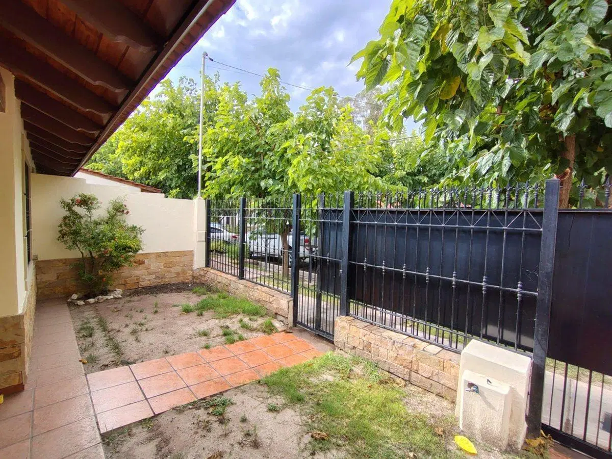 Se vende casa apta crédito en Lujan ,Mendoza 2
