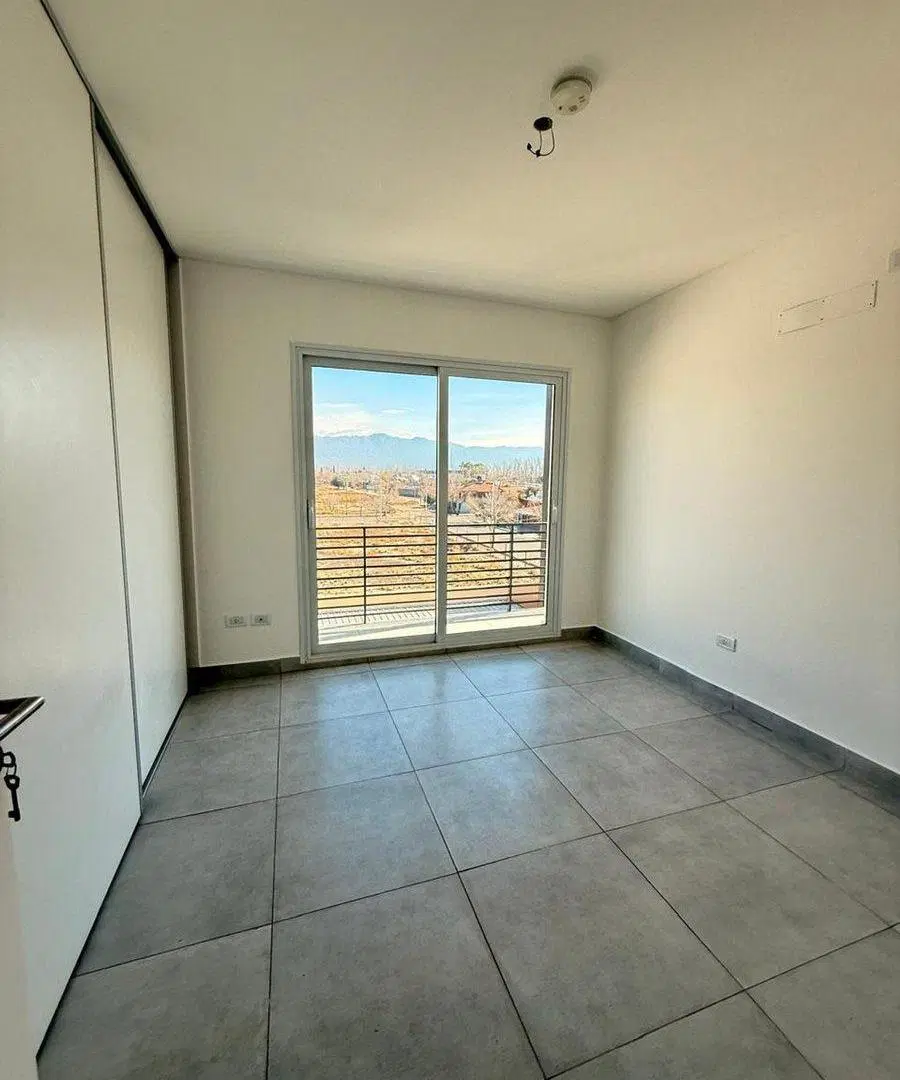 Venta departamento; 2 DORMITORIOS, LUJAN DE CUYO 3