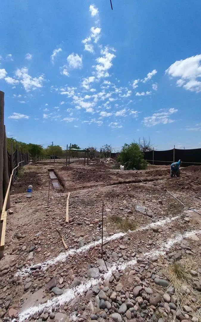 VENTA CASA EN CONSTRUCCIÓN+AUTO 0K EN MAIPÚ 4