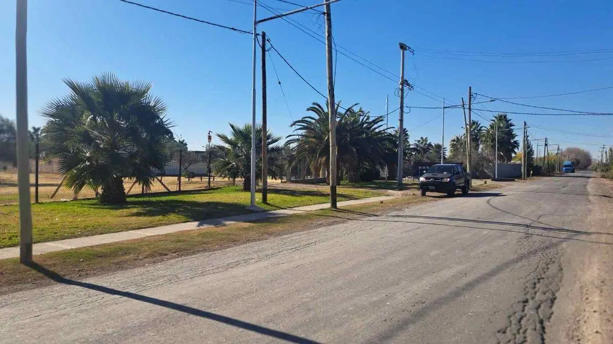 LOTE 2500M2 IDEAL CENTRO COMERCIAL STRIP CENTER 2