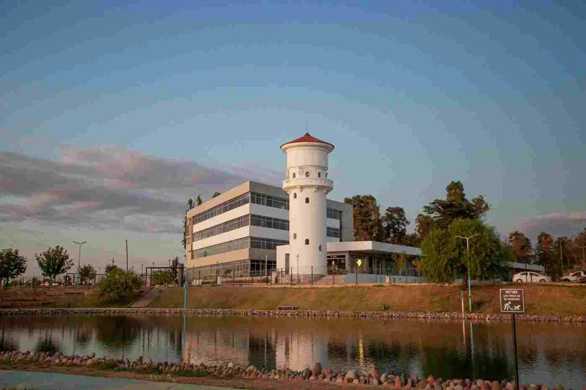 VENTA OFICINA MAIPU MENDOZA TORREON 5