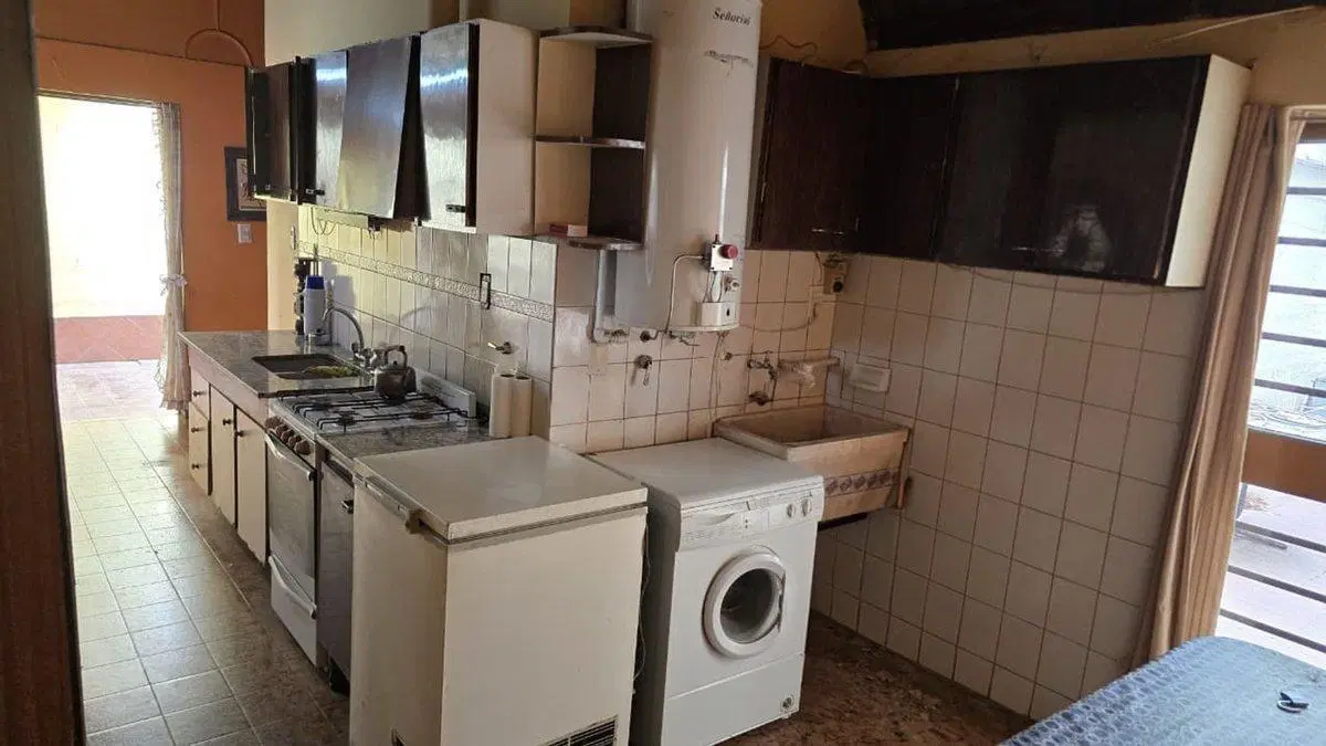 VENTA CASA 4 DORMITORIOS, B° RECONQUISTA 4