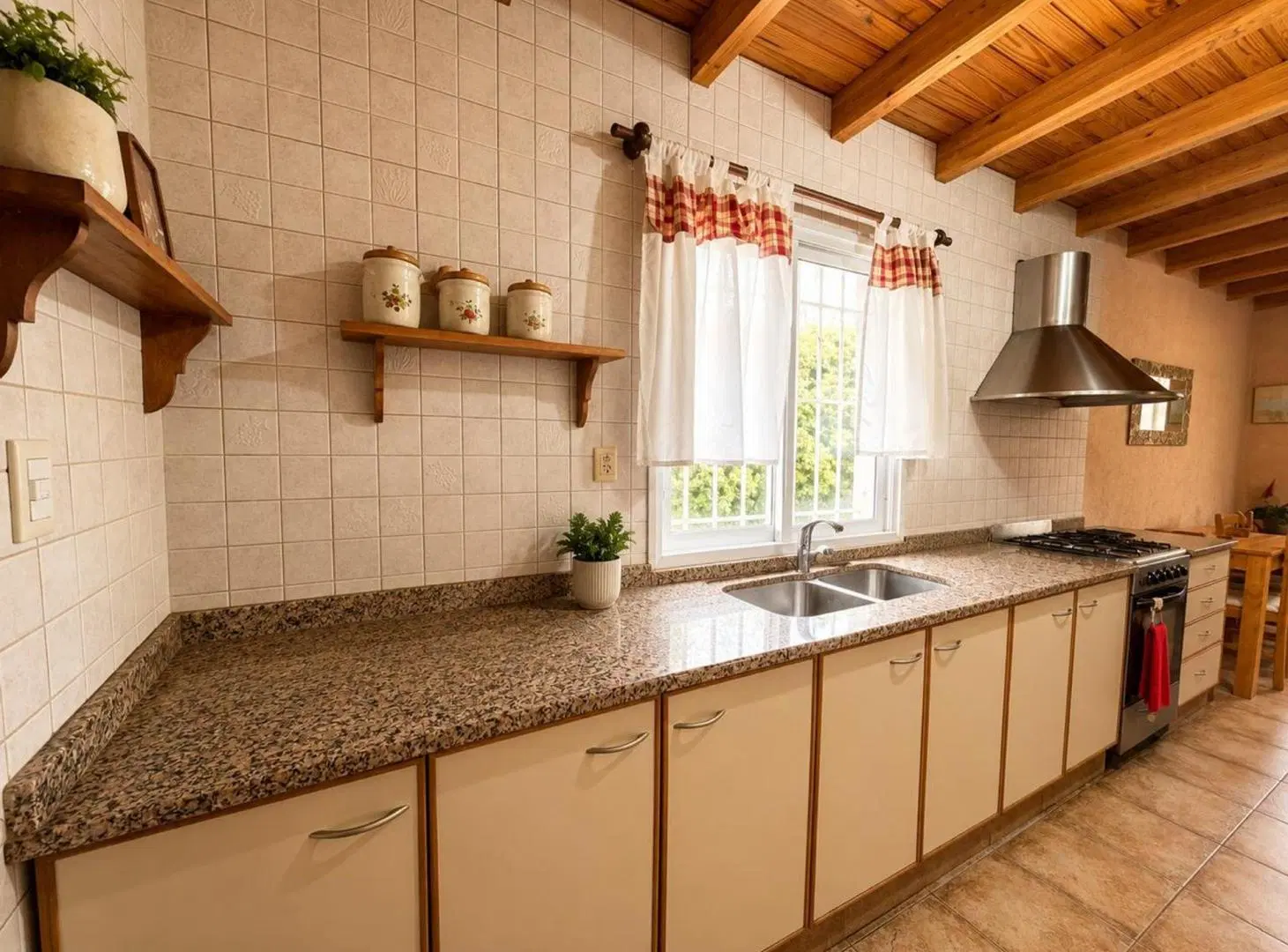 VENTA CASA EN 1 PLANTA C/ PISCINA CHACRAS DE CORIA 8