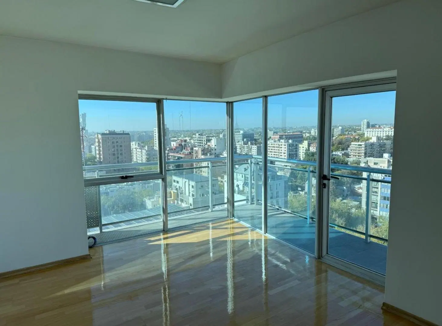 DEPARTAMENTO EN ALQUILER 2 DORM EDIF DAVINCI MZA 4