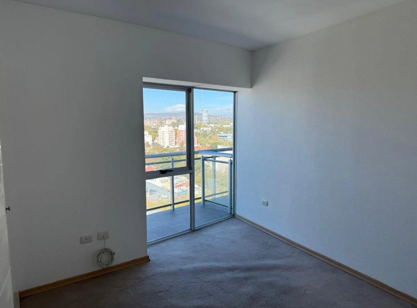 DEPARTAMENTO EN ALQUILER 2 DORM EDIF DAVINCI MZA 5