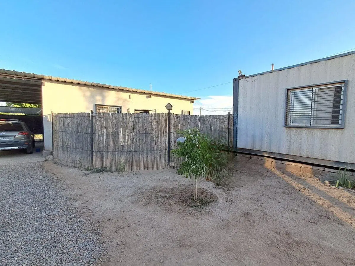 CASA EN VENTA EN BARRIO CERRADO EN MAIPÚ 8