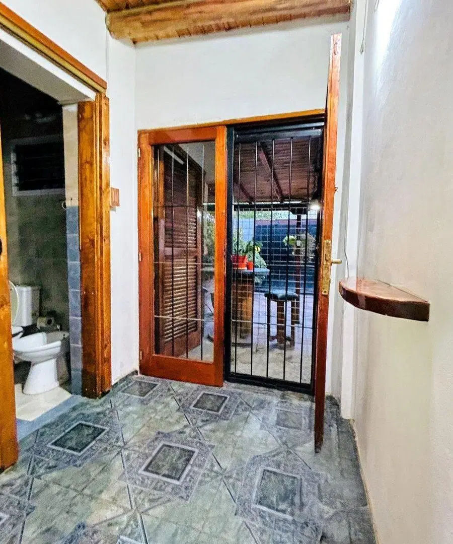 CASA EN VENTA, DORREGO, GUAYMALLÉN, APTO CRÉDITO 5