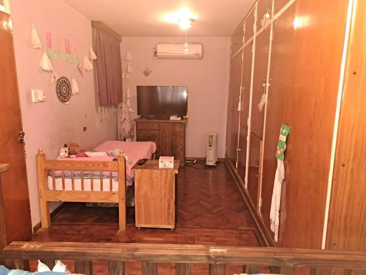 Venta Casa 3 Dormitorios 1 1/2 Baños en Dorrego. 2