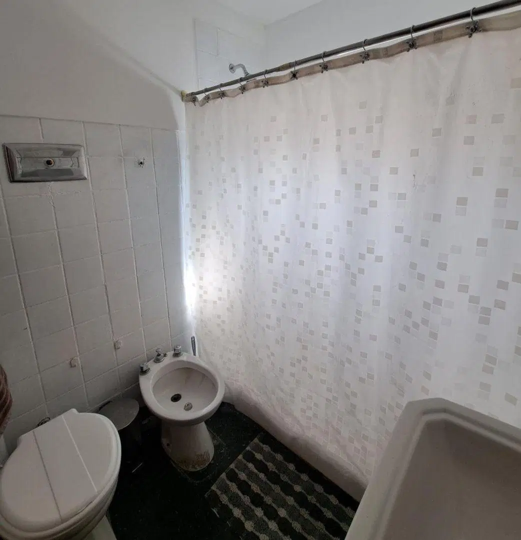 Venta Casa 3 Dormitorios 1 1/2 Baños en Dorrego. 8