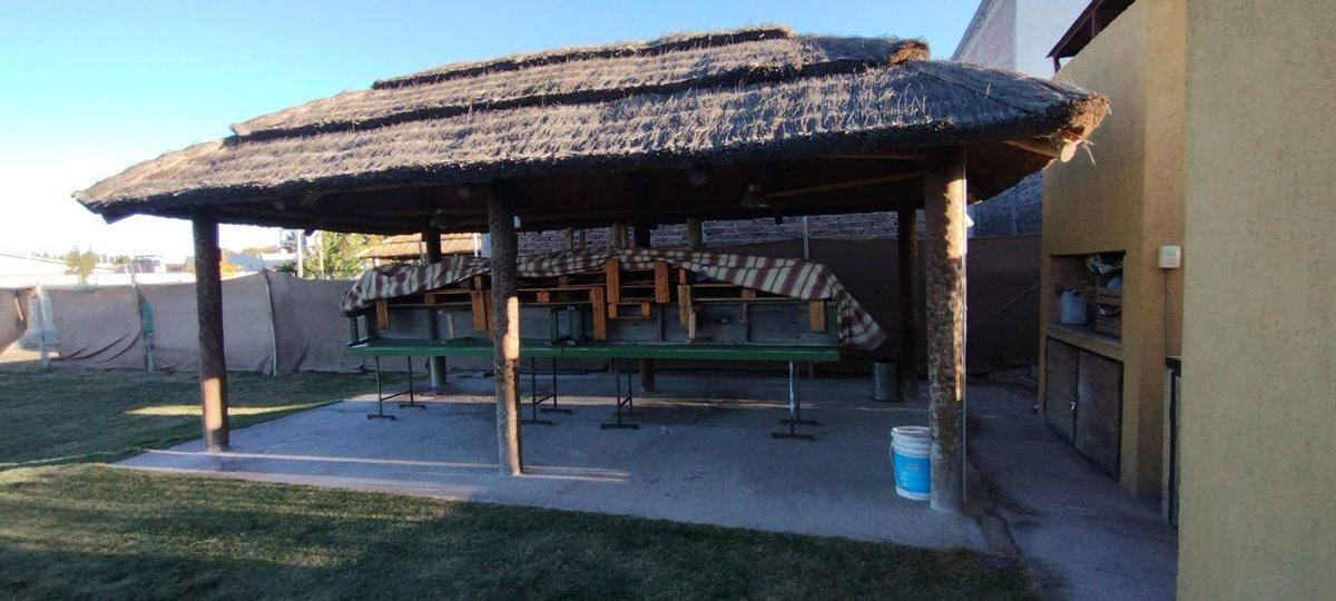Foto de VENTA QUINCHO LA PRIMAVERA GUAYMALLEN, imagen 1