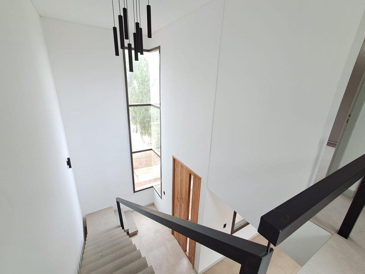 Foto de DUPLEX EN VENTA A ESTRENAR EN BARRIO ALTA MENDOZA, imagen 2