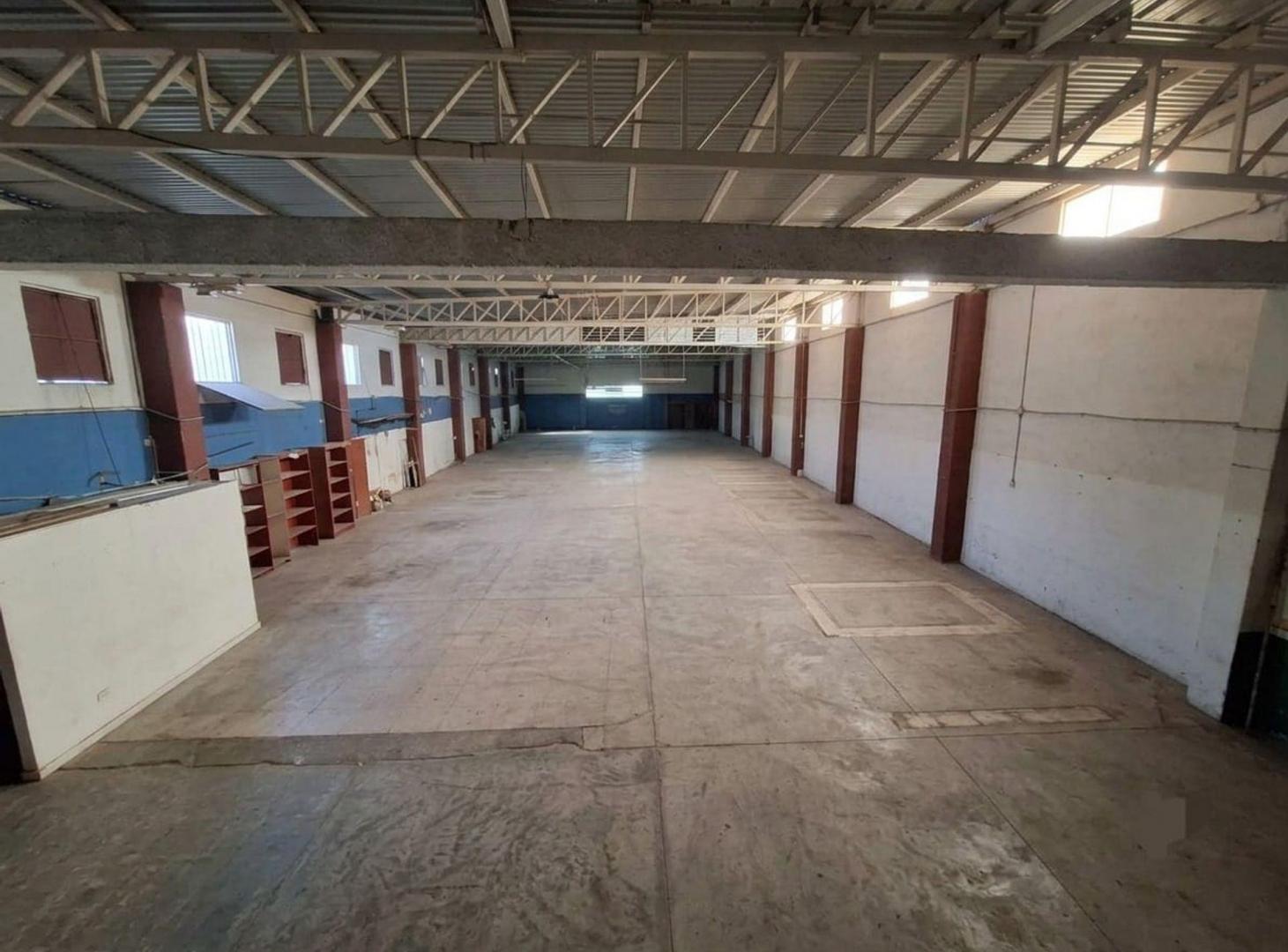 Foto de venta Galpón comercial 800 m2 cub.- Las Heras-Mza, imagen 2